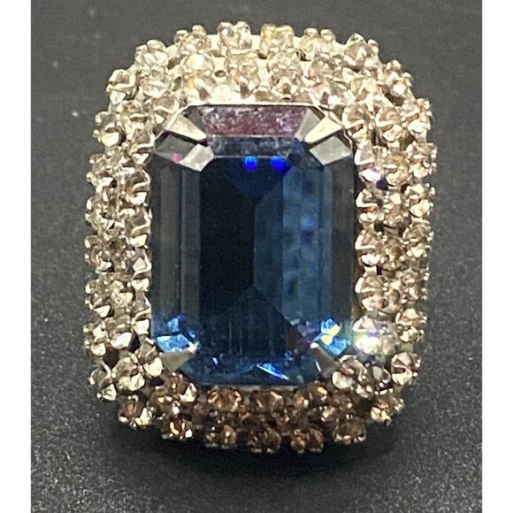 Statement Ring Emerald Cut Faux Blue Sapphire 3 Rows CZ Silver Tone Sz 7 GLOWS - Picture 6 of 8